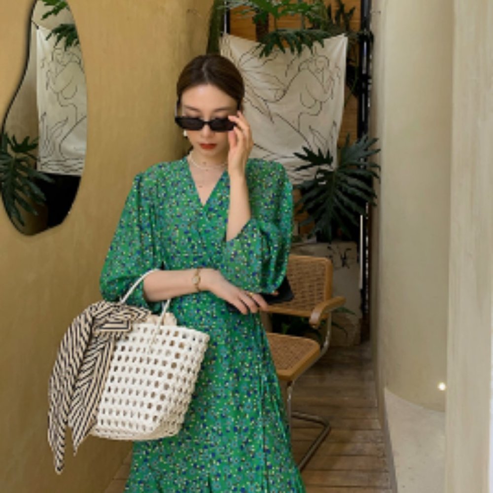 French V-neck Puff Sleeve Dress